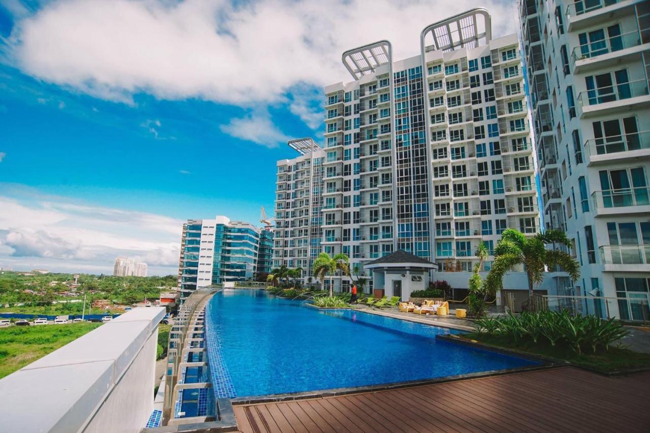 Mactan Newtown Condo Мактан Экстерьер фото