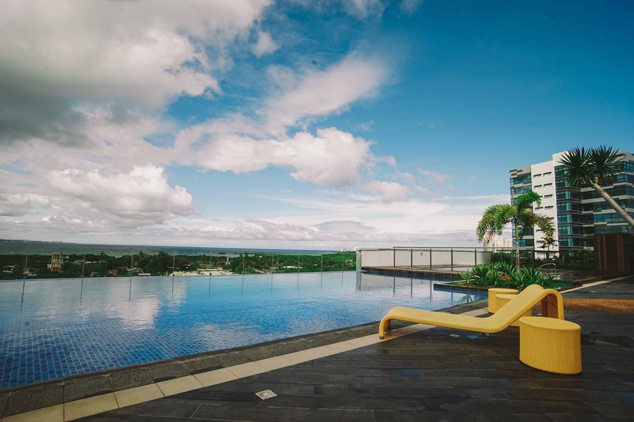Mactan Newtown Condo Мактан Экстерьер фото